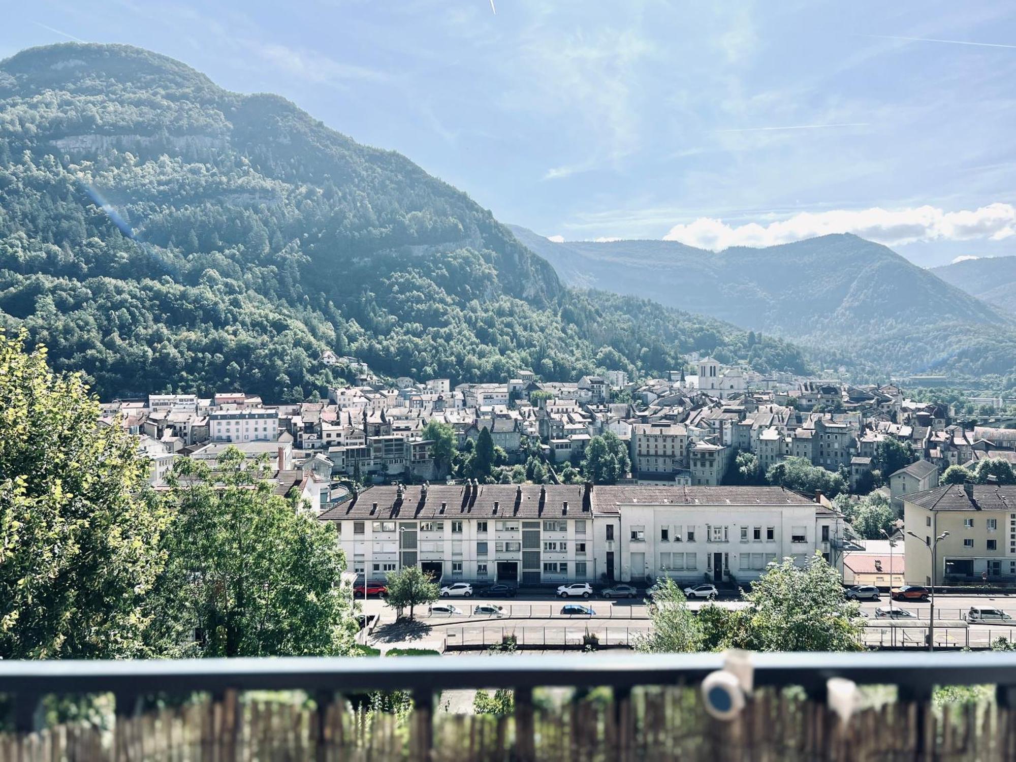 Le Balcon Du Boulevard Bellevue Saint-Claude Εξωτερικό φωτογραφία